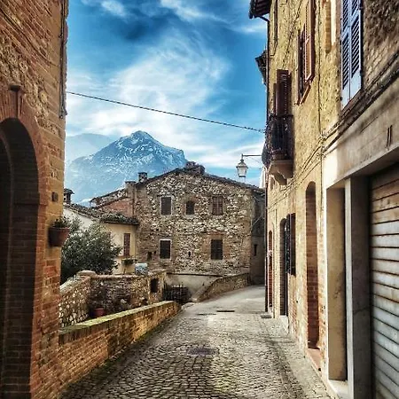 Nel Cuore Del Borgo Montefortino